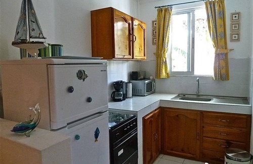 Pereybere Apartamento | Magnífico apartamento con piscina junto a impresionantes playas, restaurantes y servicios.
