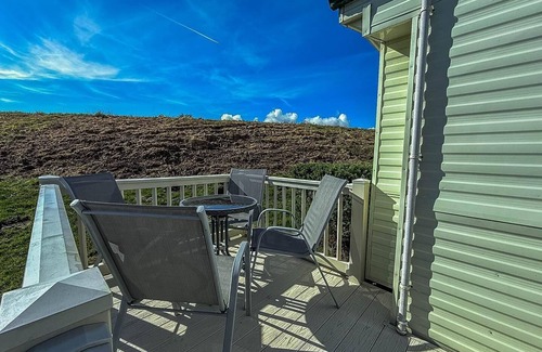 Walton on the Naze Casa | Superb caravan with decking and free WiFi at Naze Marine Park ref 17236C