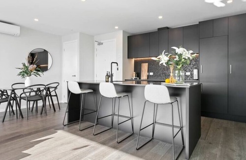 Mount Eden Apartamento | Superb city fringe penthouse