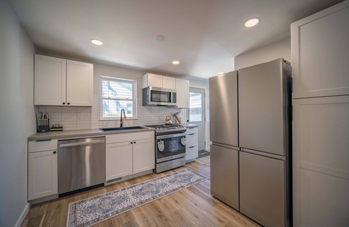 Michigan City Casa | Superb Deal! 2 Miles from Beach & National Park