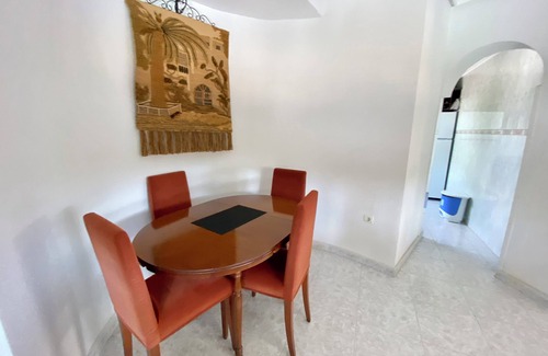 Los Balcones Villa | Magnífica villa independiente de 4 dormitorios, 3 baños y piscina privada, aire acondicionado y WIFI