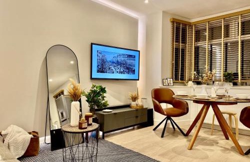 West Hendon Apartamento | Superb Duplex in Hendon
