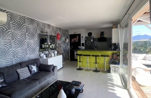 Olmeto Apartamento | MAGNÍFICO Vista Plana MINI VILLA MAR