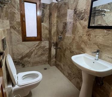 Sanjauli Apartamento | Superb For Groups