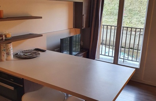 Les Angles Apartamento | Superb, fully-equipped, refurbished 22 m² studio. Shops and tracks nearby