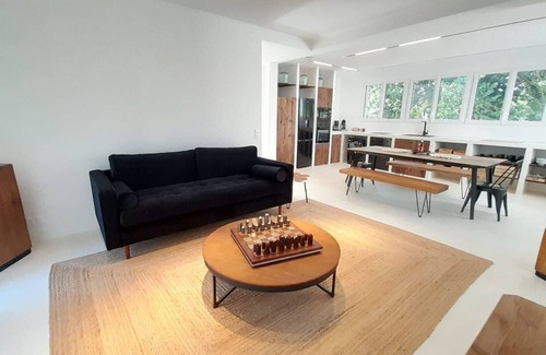 Chateauroux Chalet De Esquí | Superb house 3 bedrooms-air conditioning-garden