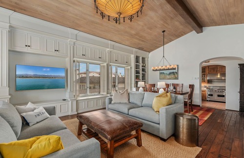 Laguna Condominio | Superb La Vida Riviera 2 BD 2BA Gorgeous Riviera Views, Walk Everywhere!