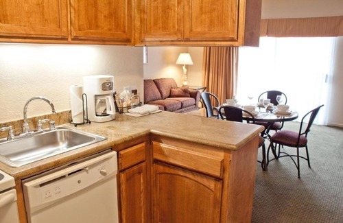 Avila Beach Hotel | Superb Location! Two Convenient Units with Kitchen, Pool, Free Parking