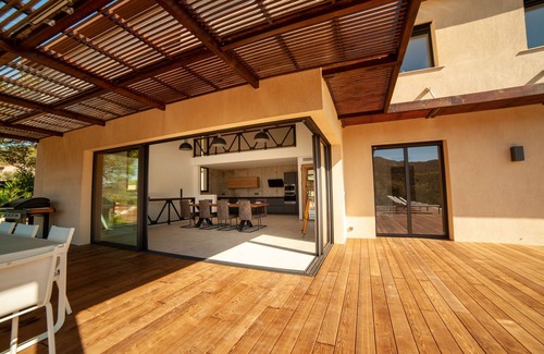 Les Adrets-de-l'Esterel Villa | Superb modern villa with all comforts in the heart of the Esterel mountains