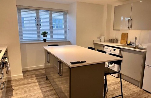 Northampton Apartamento | Superb modern flat in Northampton, parking &EV