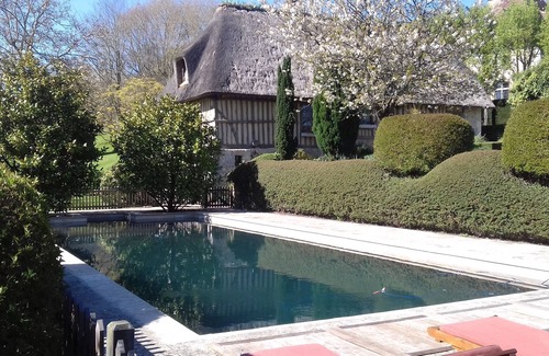 Saint-Hymer Casa | Magnífica casa de campo Norman con piscina y parque de 10 hectáreas cerca de Pont l'Evêque