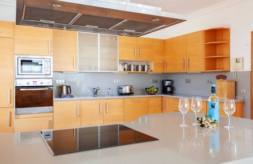 Puerto Calero Villa | Superb Puerto Calero Villa | Casa Acentejo Dos | 6 Bedrooms | Pool Table | Children's Play Area