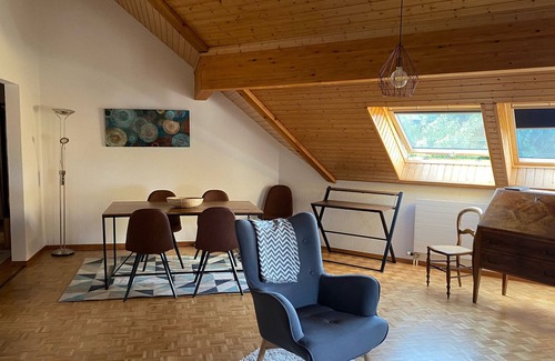 Le Mont-sur-Lausanne Apartamento | Cosi 3 habitaciones reformadas 110m2 4 pers. Balcón y tranquilidad a 10 minutos de Lausana