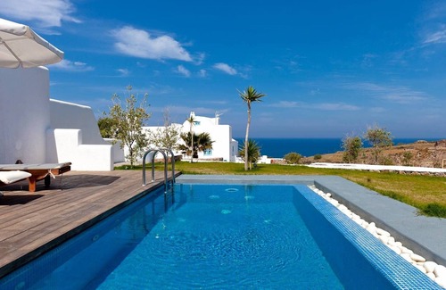 Kamari Villa | Superb Santorini Villa | 1 Bedroom | Villa Erato | Wonderful Aegean Sea Views and Private Pool | Close to Beach | Vourvoulos