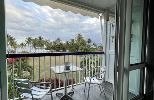 Pointe de la verdure Apartamento | Superb sea view apartment