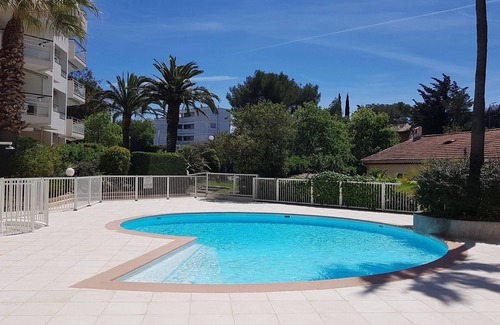 Saint-Raphael Apartamento | Magnífica vista mar para este alojamiento de en Residencia con piscina, ascensor