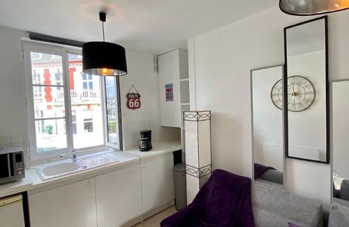 Villers-sur-Mer Apartamento | Superb seafront terrace in the city center