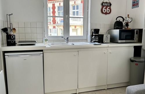 Villers-sur-Mer Apartamento | Superb seafront terrace in the city center