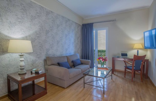Ilisia Apartamento | Magnífico apartamento con servicio para 2 en el corazón de Atenas con vista