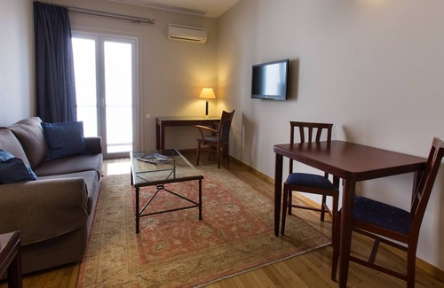 Ilisia Apartamento | Magnífico apartamento con servicio para 2 en el corazón de Atenas con vista