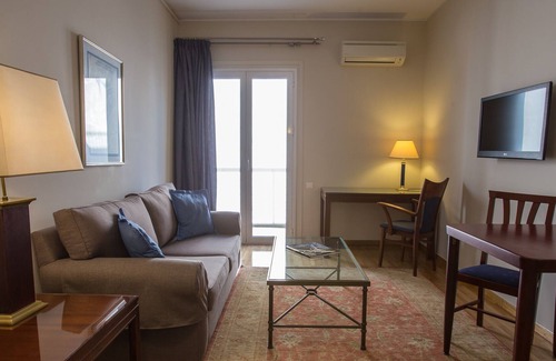 Ilisia Apartamento | Magnífico apartamento con servicio para 2 en el corazón de Atenas con vista