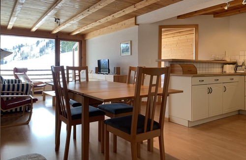 Val d'Illiez Apartamento | Esquí Superb en / esquí fuera apartamento suizo en Portes du Soleil, con fabulosas vistas