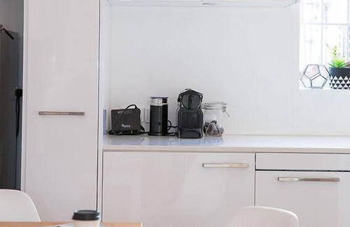 Saint Kilda South Apartamento | Excelente ubicación en St. Kilda, 2H renovado Art Decó, apto para familias, calle tranquila
