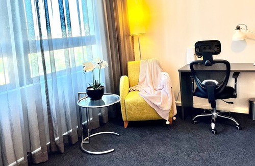 Parramatta Apartamento | Superb studio, 2m walk to Parramatta station