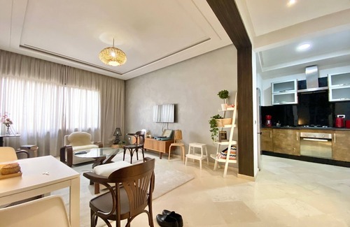 Casablanca City Center Apartamento | Superb sunny and quiet studio in the heart of Racine, Casablanca