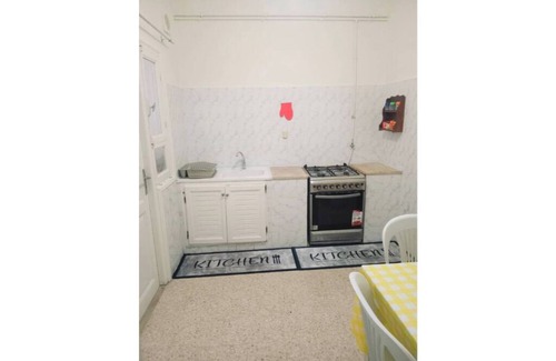 Al Mourouj 6 Apartamento | Superb sunny apartment