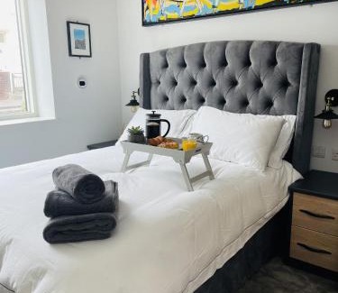 Horfield Casa | Superb townhouse near vibrant Gloucester Road