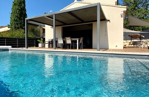 Saint-Martin-d'Ardeche Villa | Magnífica villa, muy cómoda todo el año.