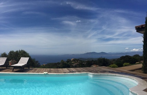 Coti-Chiavari Casa | Magnífica vista del mar y las islas sanguinarias, villa muy reciente con vistas a cala d'orzu