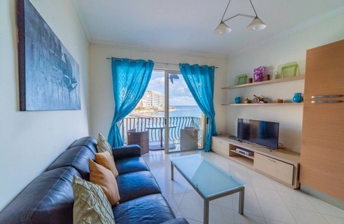 St. Julian's Apartamento | Superb views of Spinola Bay in Heart of St
