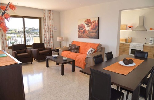 Santa Maria Estate Apartamento | Superb villa 2, inviting pool and spacious outside space.Fully airconditioned.