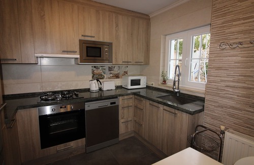 La Canuta Villa | Magnífica villa para 10 p, vistas al mar, piscina privada, aire acondicionado, jacuzzi, pooltable