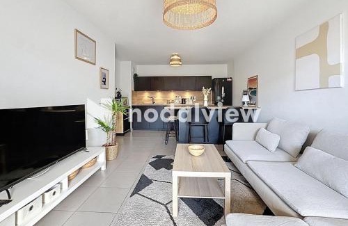 Saint-Martin Apartamento | Superbe Appart 2ch, clim, terrasse, pkg, wifi, tv