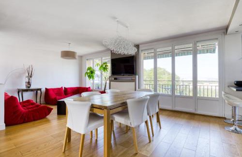 Boucle - Gros Caillou Apartamento | Superbe Appart 3ch Terrasse Vue sur Lyon et garage