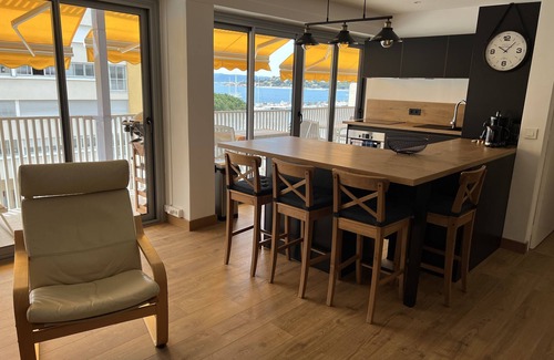 Sainte-Maxime City Centre Apartamento | Superbe Appartement, Vue Mer, Climatisation, au Calme, Classé 5