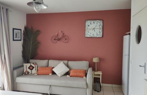 Plougonvelin Apartamento | Superbe appartement avec piscine sauna et petite vue mer