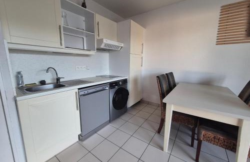 Plougonvelin Apartamento | Superbe appartement avec piscine sauna et petite vue mer