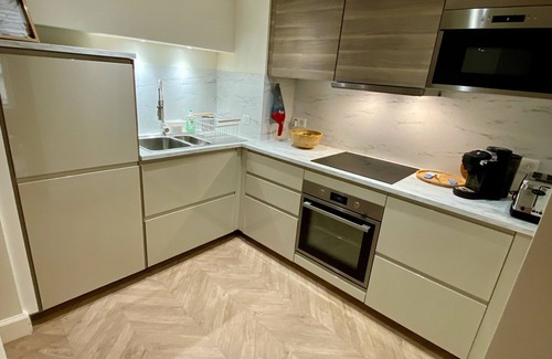 Auxerre Apartamento | Superbe Appartement Avec Terrasse, Parking Gratuit Puis Tout Auxerre à Pieds !