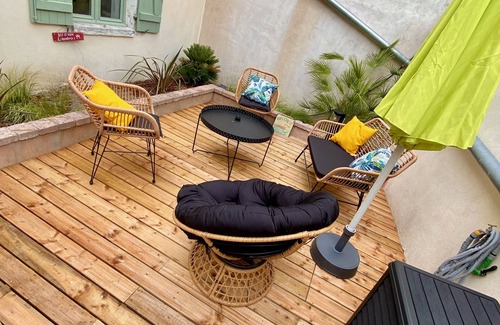 Auxerre Apartamento | Superbe Appartement Avec Terrasse, Parking Gratuit Puis Tout Auxerre à Pieds !
