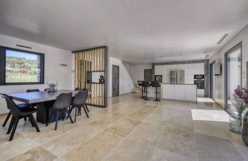 Puyvert Casa | Superbe Villa Moderne au Pied du Luberon