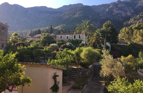 Soller Casa | Casa adosada con piscina en Sóller, a solo 6 minutos a pie de la plaza