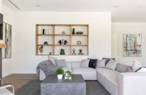 Los Angeles County Villa | Magnificent 5 Bedroom Villa