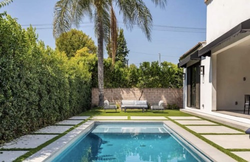 Los Angeles County Villa | Magnificent 5 Bedroom Villa