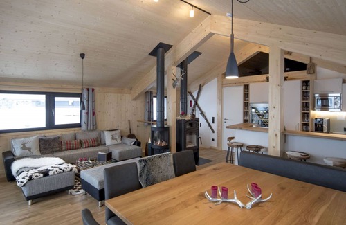 Pichl-Preunegg Casa | Superior #13 Sauna&Sprudelwanne innen by Interhome
