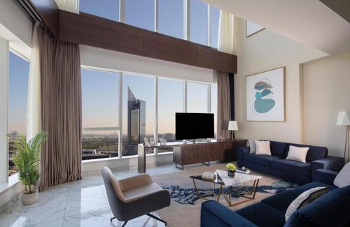 Dubai Media City Apartamento | Superior Duplex Apartment Near The Media Lounge Palm By Luxury Bookings