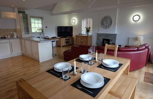 Saltash Casa | Tranquil Holiday Lodge con GOLF GRATIS Y OCIO INCLUIDO